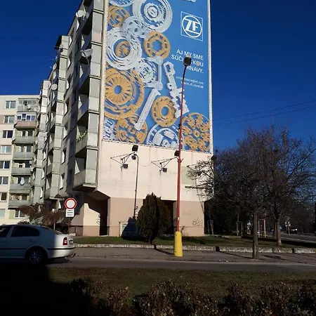 Apartament T&hos